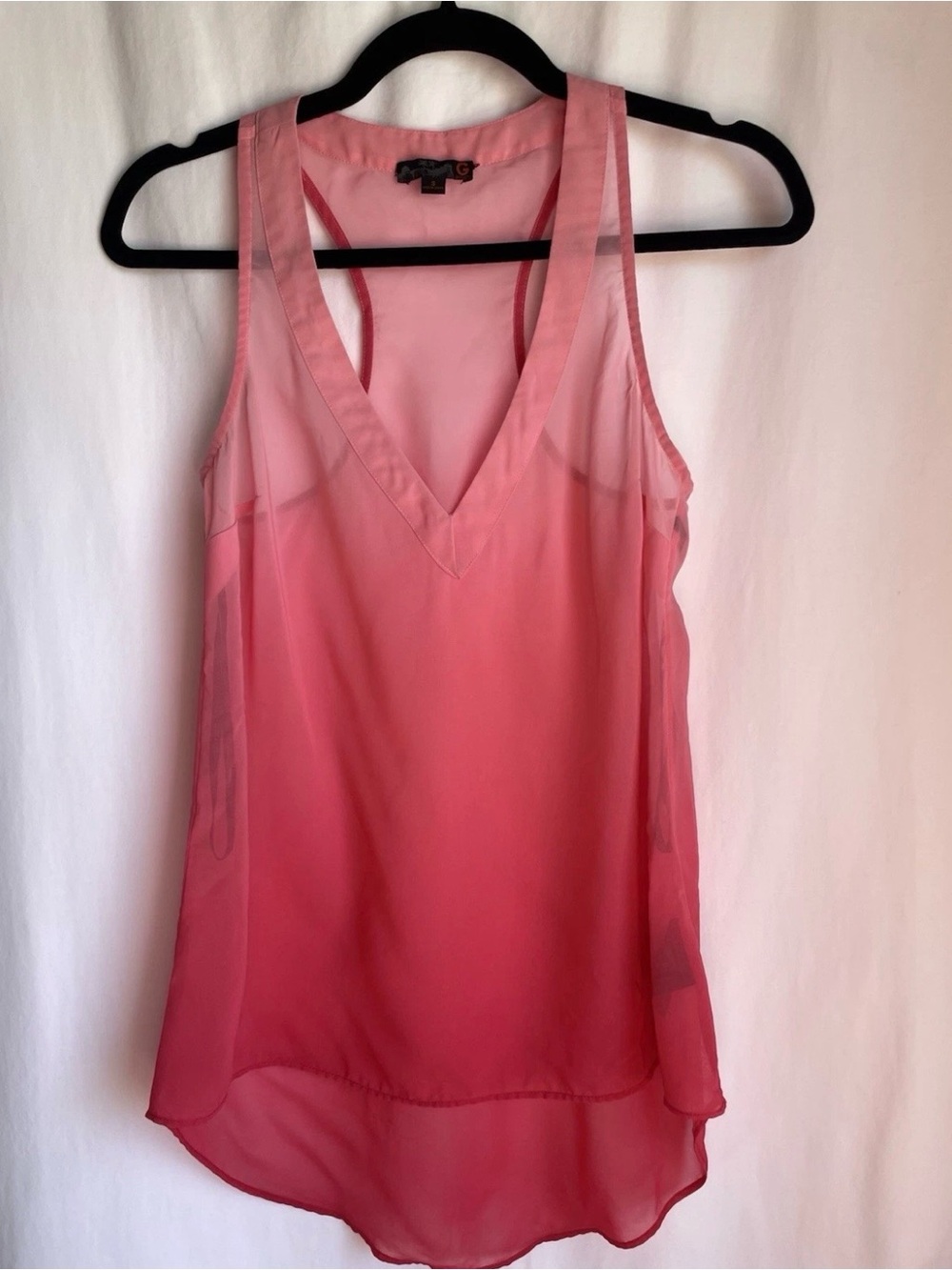 G by Guess Pink Ombre V-Neck Sleeveless Tank